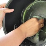 how to wash the multicooker from the smell