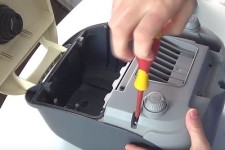 do-it-yourself vacuum cleaner repair