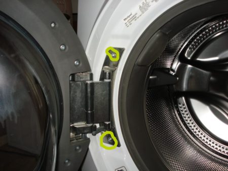 Creak at the joints of the washing machine