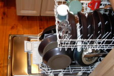 dishwasher does not collect water