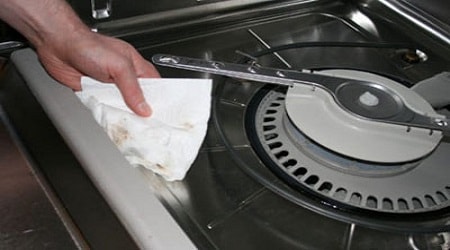 How to clean a dishwasher