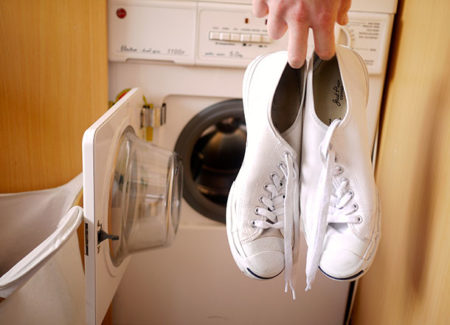 washing sneaker